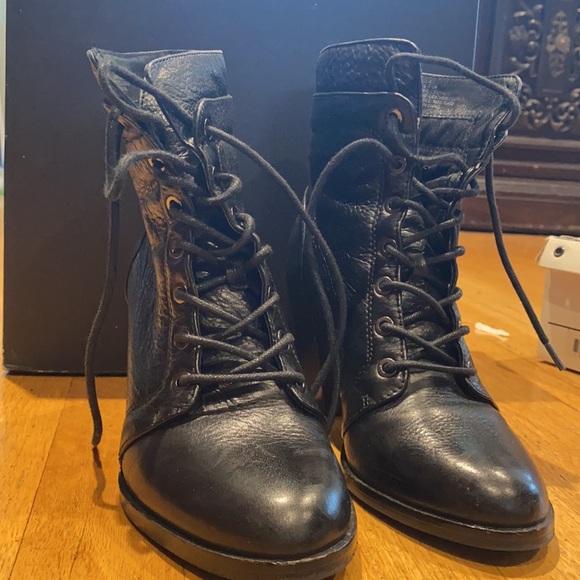 Kenneth Cole 5.5 Nellie boots - Picture 3 of 8